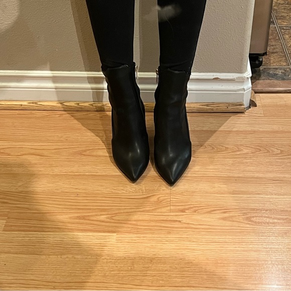 Black Qupid Heeled Boots - Picture 5 of 8